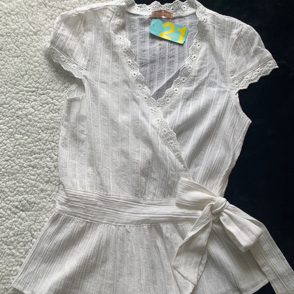 Forever21 blouse - small - Picture 2 of 7